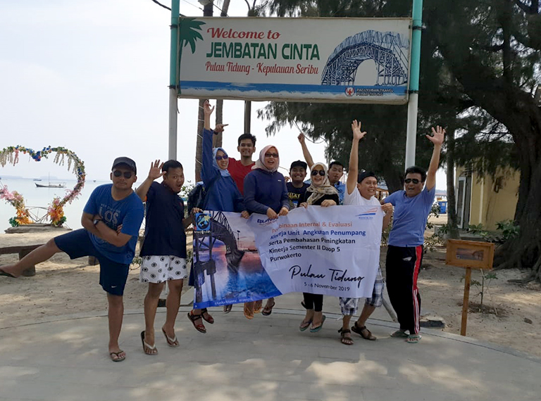 DAOP 5 PURWOKERTO Goes to Pulau Tidung With Nathan tour holidays