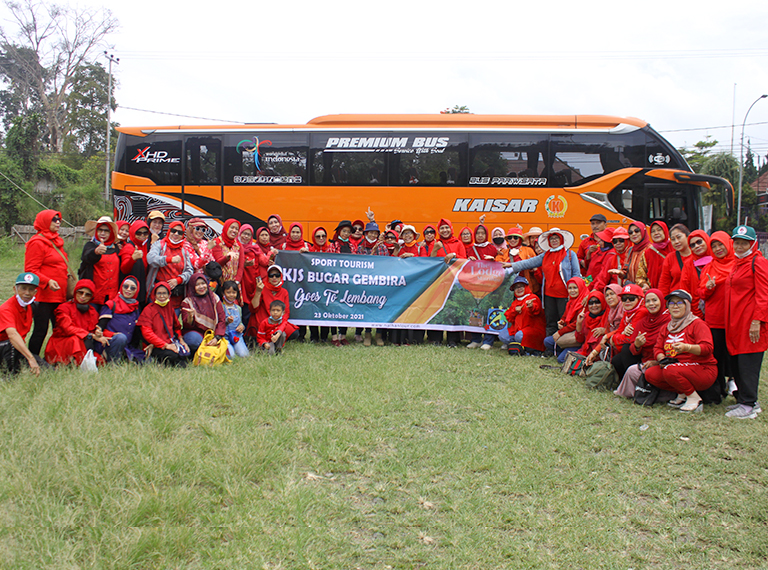 KJS Bugar Sehat Perum Tangerang Goes to Lembang With Nathan tour holidays
